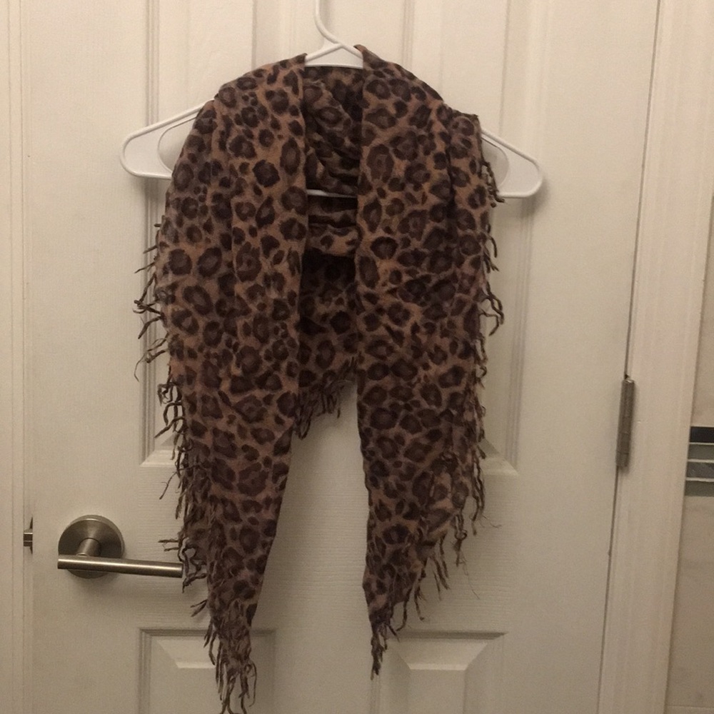 Wool Blend Leopard Printed Square Scarf